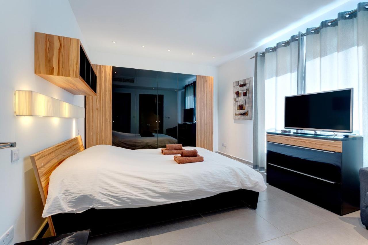 Seaview Apartment In Fort Cambridge, Sliema Buitenkant foto