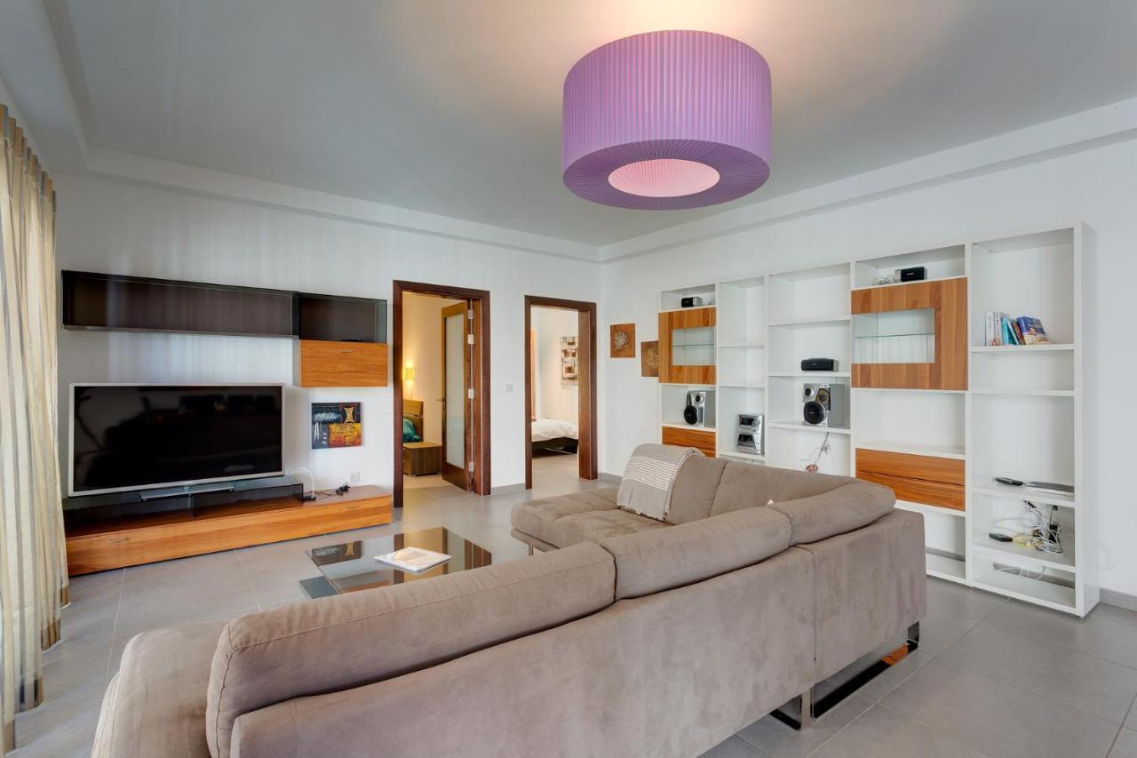 Seaview Apartment In Fort Cambridge, Sliema Buitenkant foto